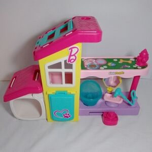 Fisher Price Little People  "Barbie Play And Care Pet Spa" 2023